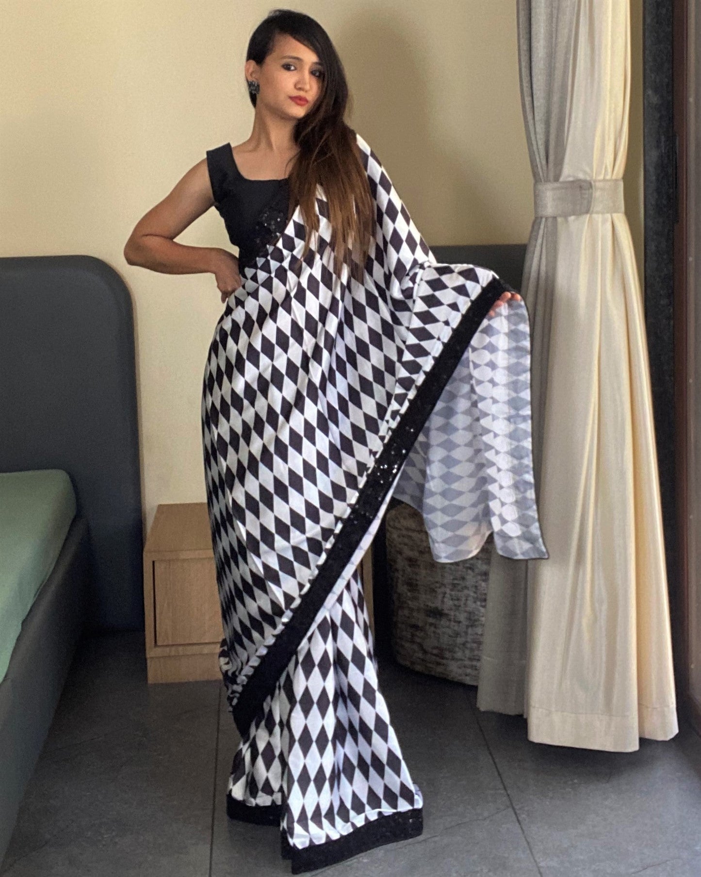 Black And White Geometric Print Party Wear Saree