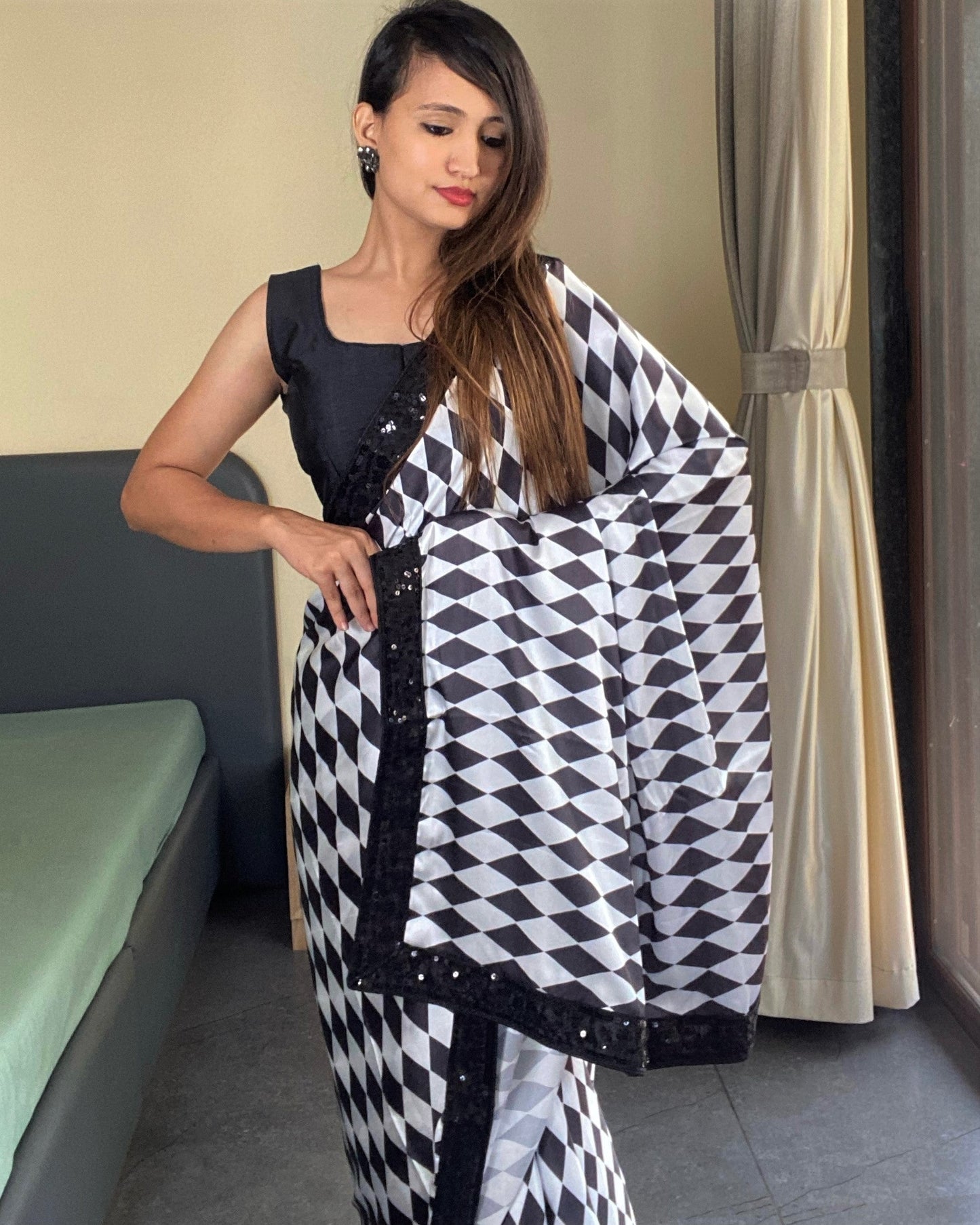 Black And White Geometric Print Party Wear Saree