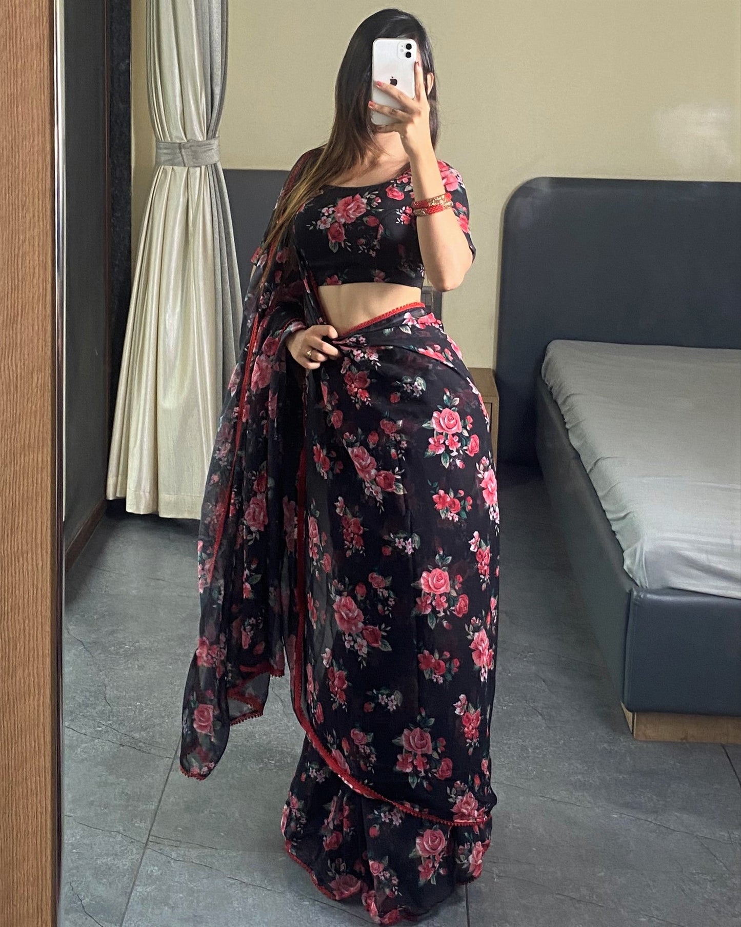 One Minutes Ready to Wear Saree With Digital Prints