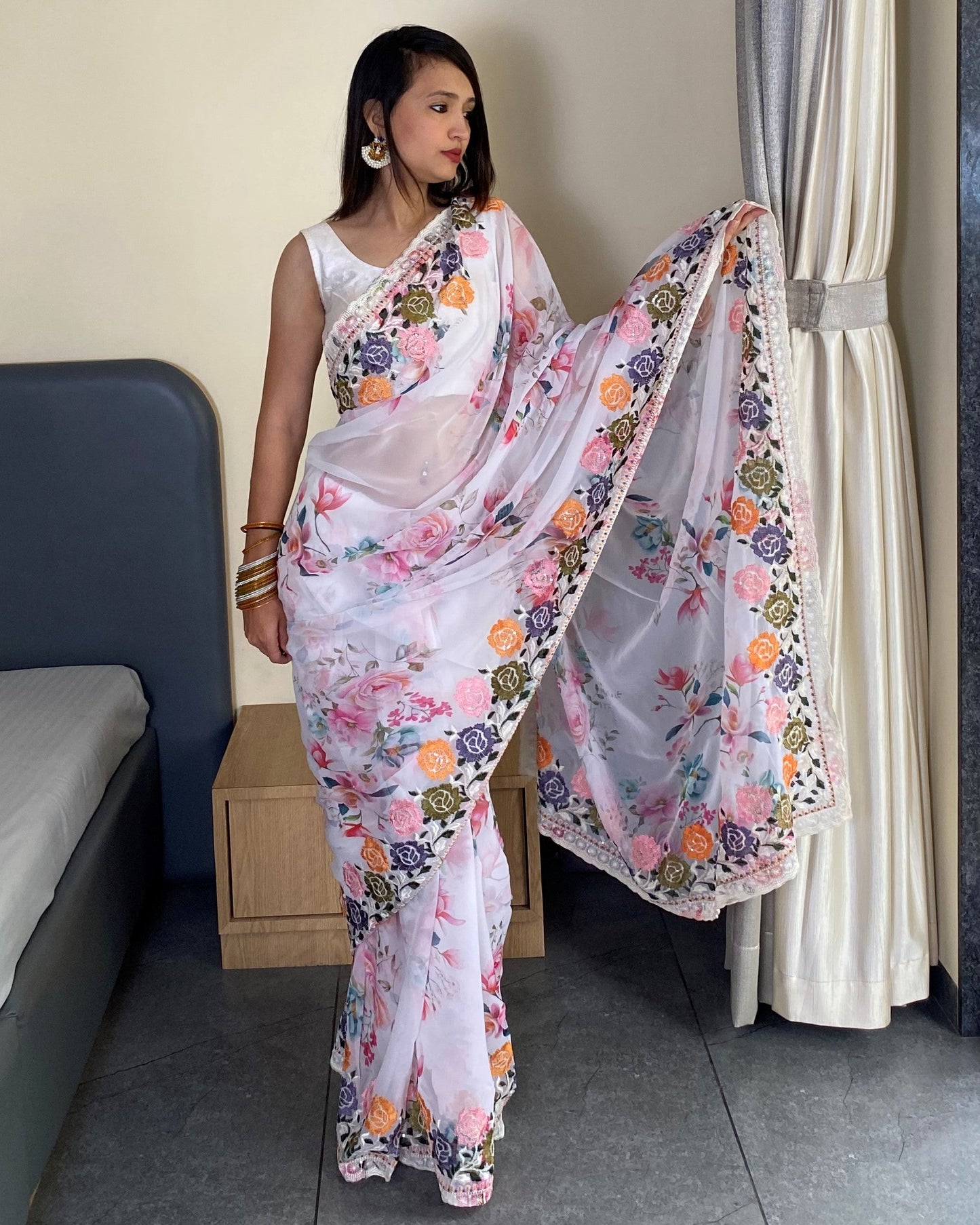 Traditional Bollywood Wear White Georgette Saree