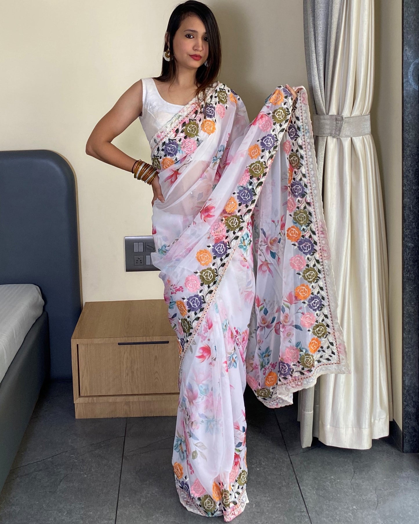 Traditional Bollywood Wear White Georgette Saree