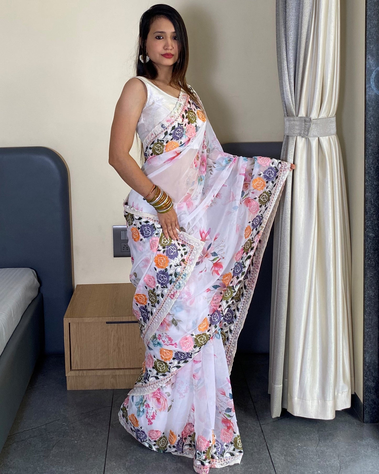 Traditional Bollywood Wear White Georgette Saree