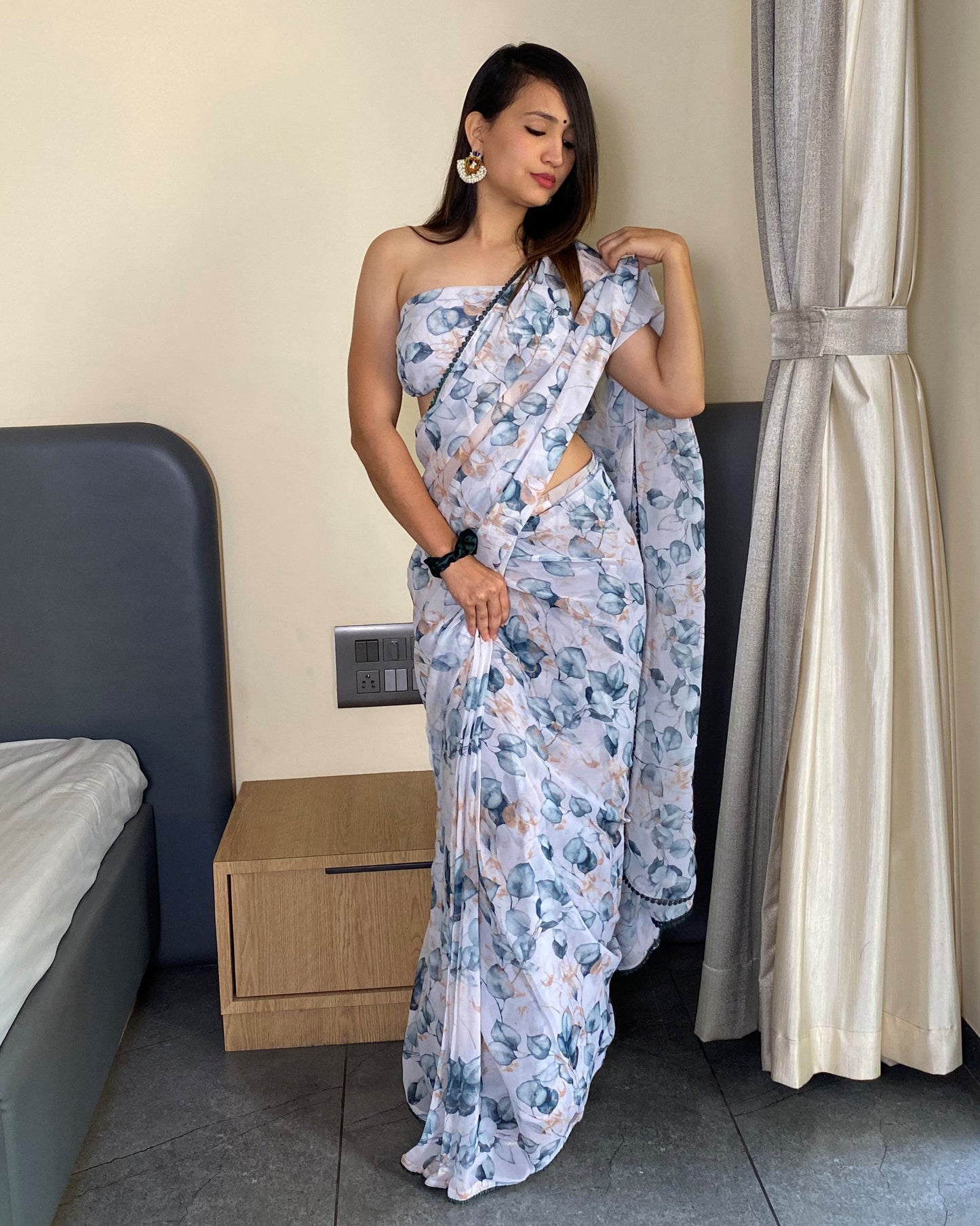 1-Min Ready to Wear Trending Saree