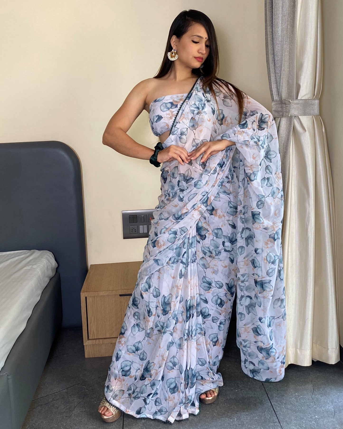 1-Min Ready to Wear Trending Saree