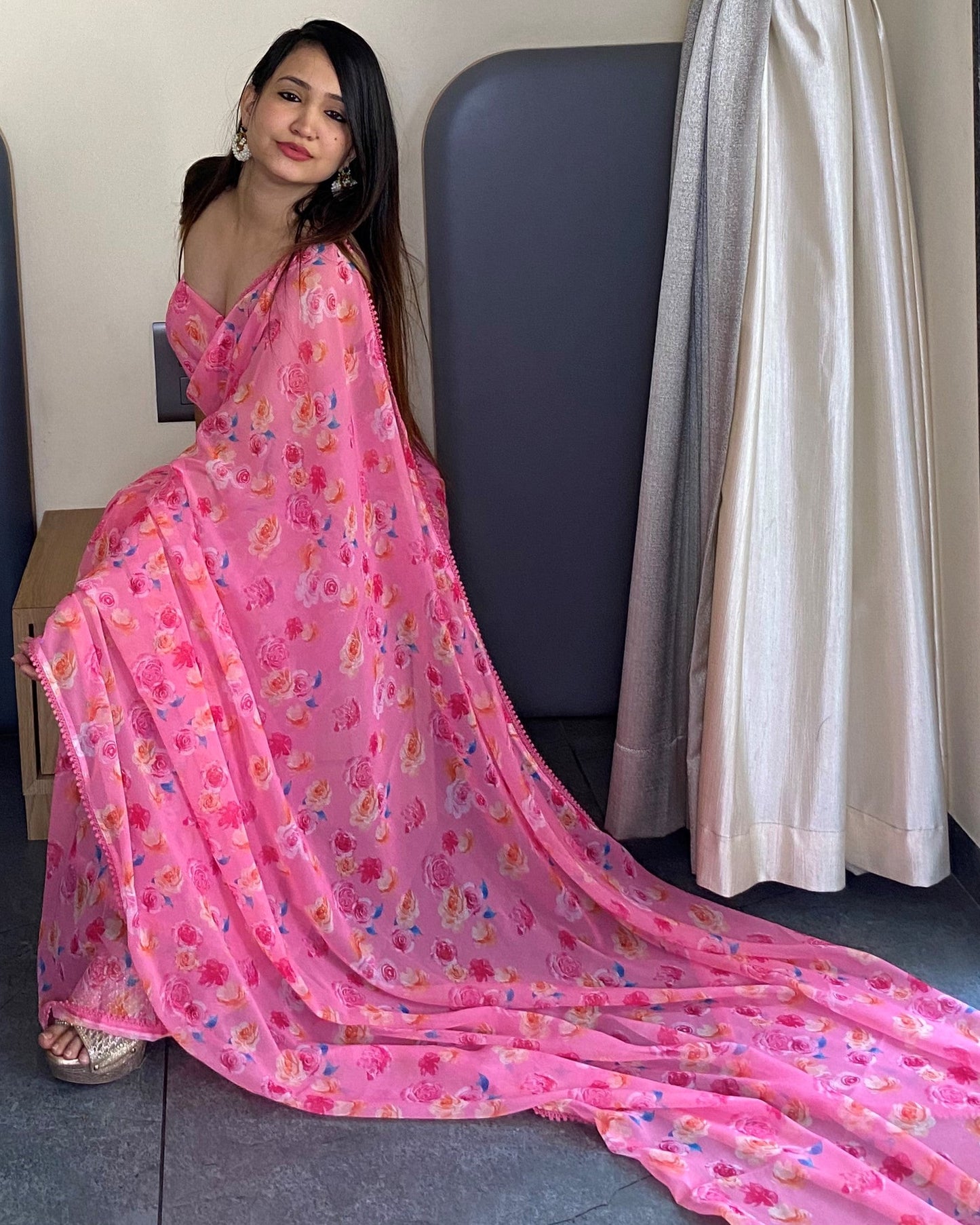 1 Min Ready to Wear Rose Printed Saree