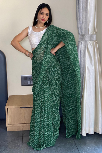 1 Min Ready to Wear Beautiful Bandhani Print Green Saree