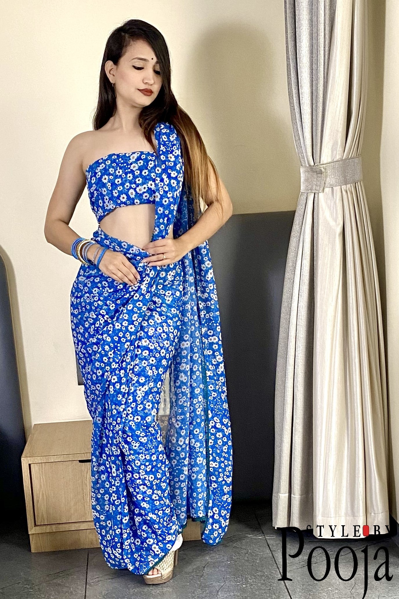 1 Min Ready to Wear Flower Print Saree