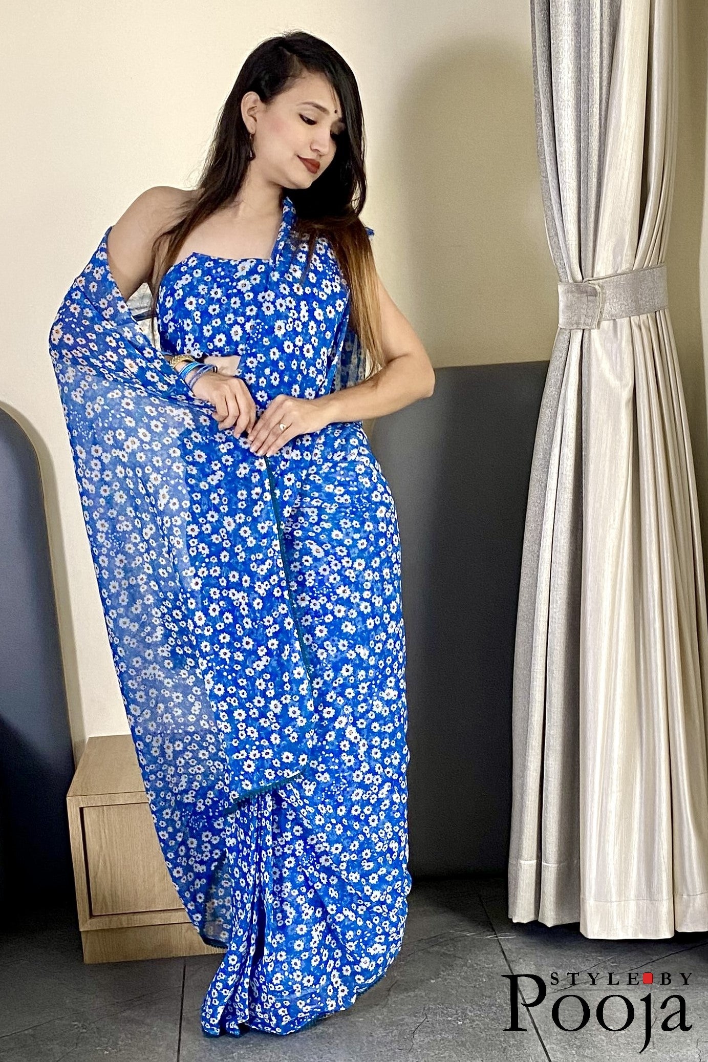 1 Min Ready to Wear Flower Print Saree