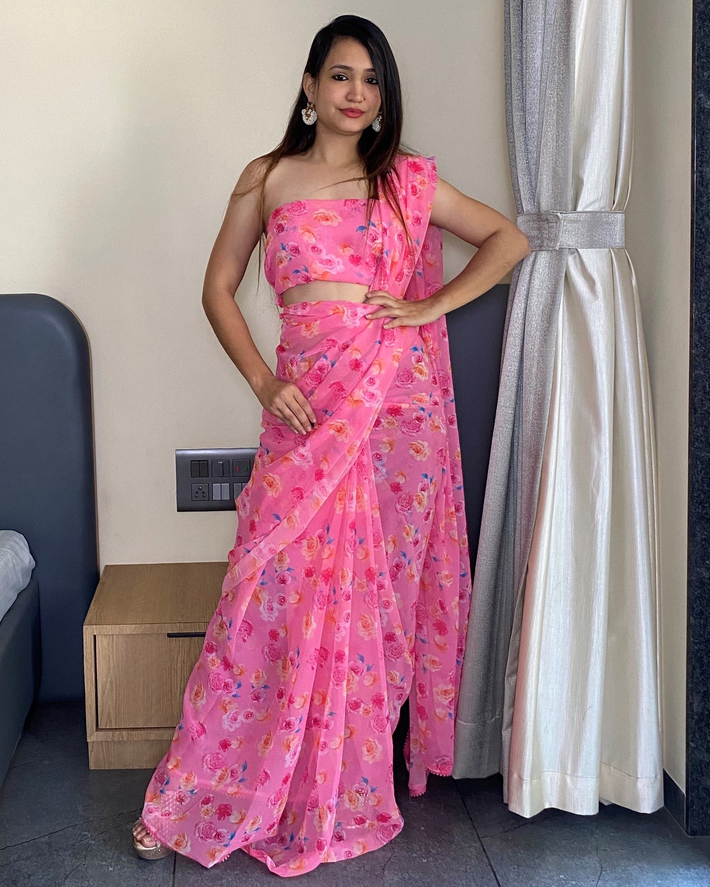 1 Min Ready to Wear Rose Printed Saree