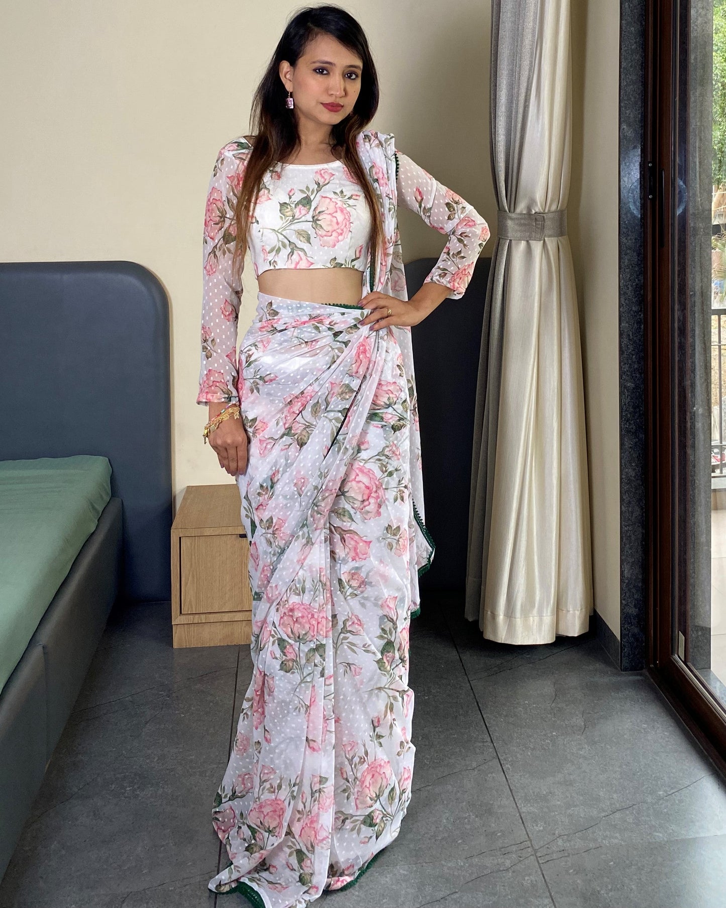 1 Minutes Ready to Wear Beautiful Floral Print Saree